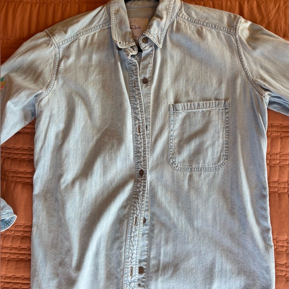 Rails denim button down size small - image 3